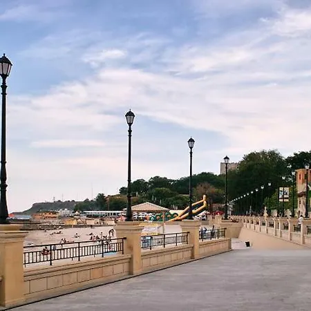 Дом На 16-Й Фонтана Odessa